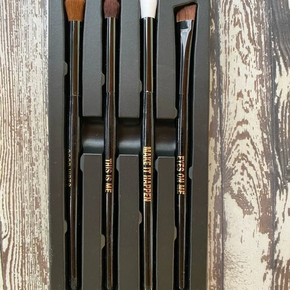 NEW! Mollie Jacob *All Eyes On Me* 4-pc Makeup Brush Set
